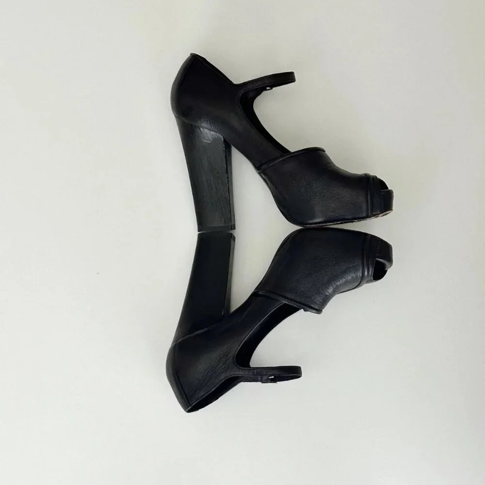 Vintage CHLOE Black Leather Ankle Strap Mary Jane Platform Heels Size 38.5